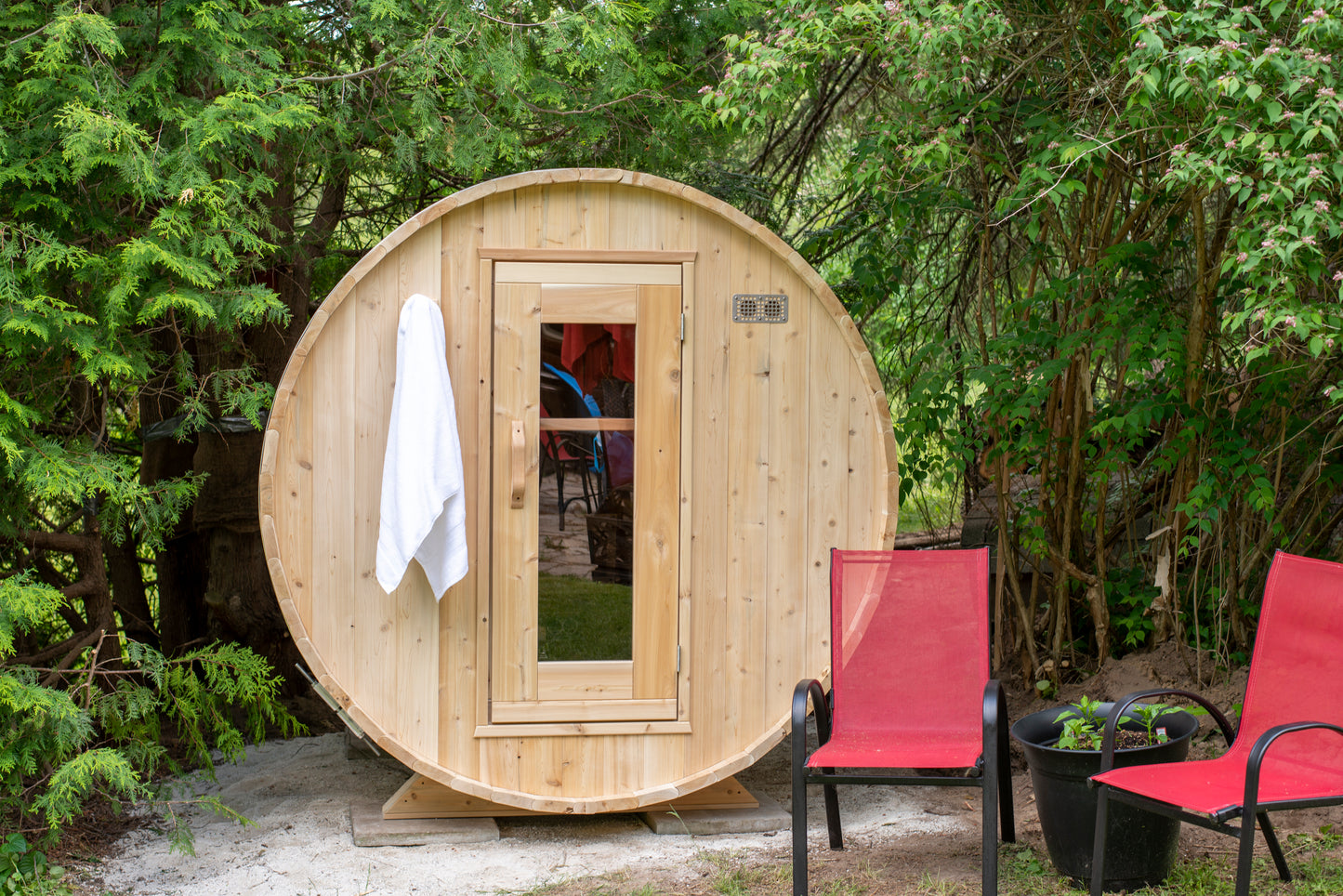 Dundalk Leisurecraft Canadian Timber Harmony Barrel Electric Sauna | 3 Persons CTC22E
