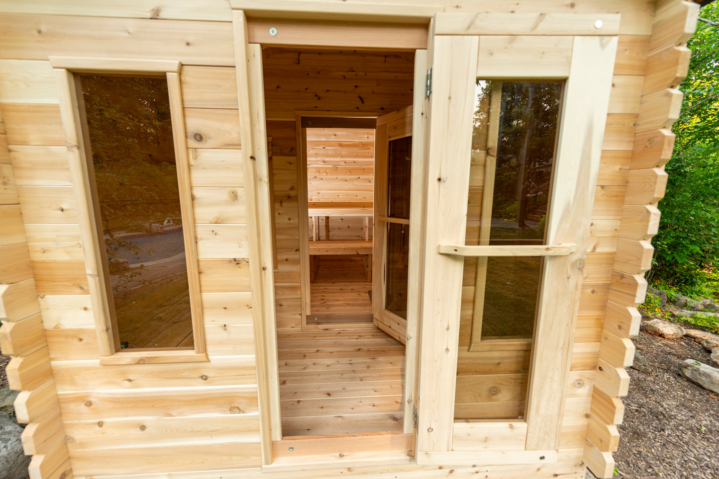 Dundalk Leisurecraft Canadian Timber Georgian Cabin Electric Sauna with Changeroom | 4 Persons CTC88CE