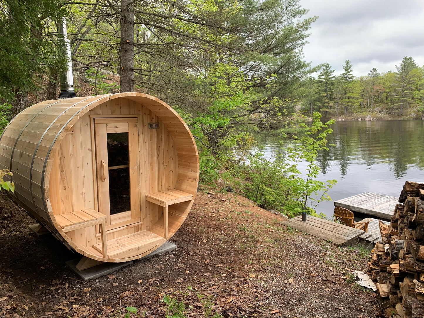 Dundalk Leisurecraft Canadian Timber Serenity Barrel Wood Sauna | 4 Persons CTC2245W